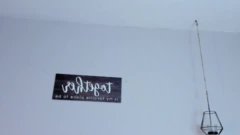 kylie online show from November 2025 02:00:02 AM