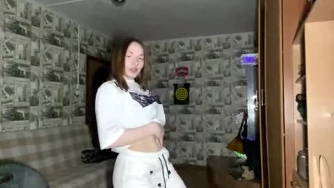 Lily online show from March 2026 06:40:01 PM