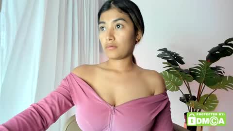 ashllovee online show from April 2026 01:08:01 AM