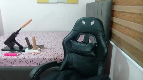 ashly online show from December 2024 03:12:01 AM