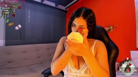 Snapshot of ashly_collin9 chatting on December 2024 12:15:01 PM ashly online show from December 2024 12:15:01 PM