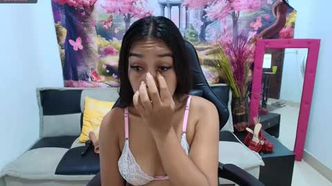 ashly online show from November 2025 06:09:02 PM