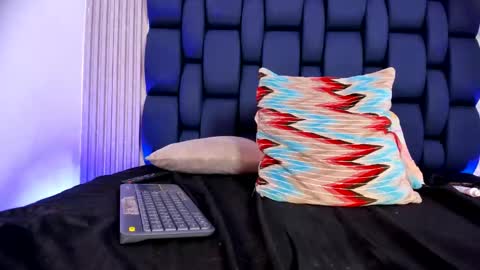 ashlybenison online show from December 2024 07:39:02 AM