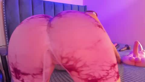 ashlye_miller_ online show from February 2025 04:20:01 AM