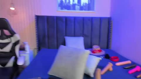 ashlye_miller_ online show from April 2026 04:17:01 AM