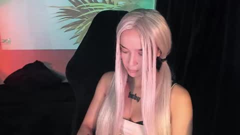 Mila online show from June 2026 05:15:01 AM