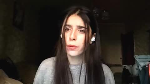 Lina online show from October 2025 01:51:02 PM