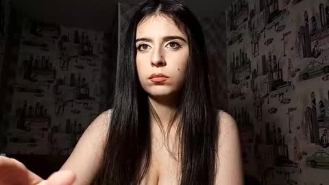 Lina online show from January 2026 09:18:01 PM