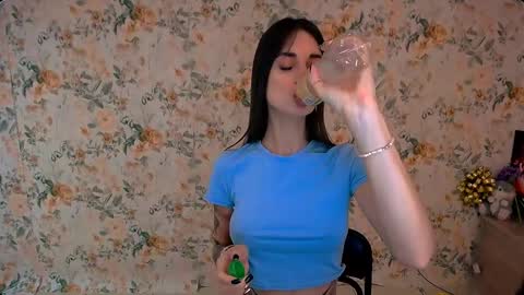 asia_n_ online show from January 2025 07:10:02 AM