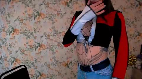 asia_n_ online show from February 2025 10:53:01 AM