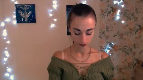 asia_n_ online show from October 2025 06:33:01 AM