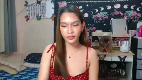 Snapshot of asian_glamm chatting on December 2024 04:29:02 PM ANITA online show from December 2024 04:29:02 PM