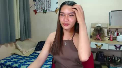 Snapshot of asian_glamm chatting on December 2024 09:41:01 PM ANITA online show from December 2024 09:41:01 PM