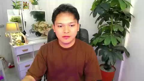 asian_handsomexx online show from November 2025 12:27:02 PM