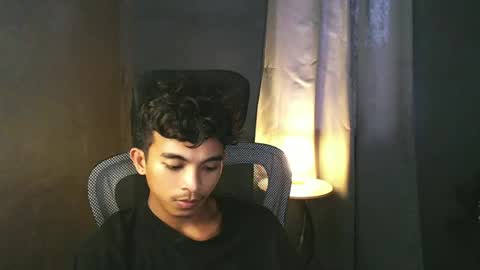 Snapshot of asian_hunk_moreno chatting on July 2026 08:38:01 AM Yuri online show from July 2026 08:38:01 AM