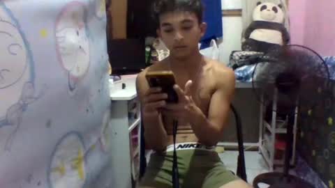 Snapshot of asian_hunk_moreno chatting on August 2026 06:26:02 AM Yuri online show from August 2026 06:26:02 AM