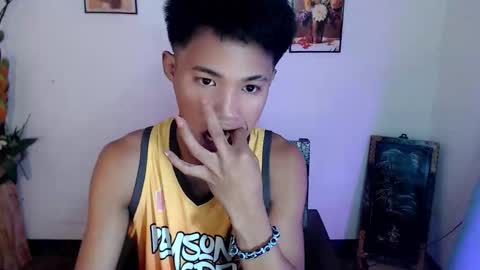 Snapshot of asian_lover05 chatting on October 2025 07:12:01 PM asian_lover05 online show from October 2025 07:12:01 PM