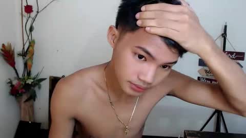 Snapshot of asian_lover05 chatting on October 2025 09:52:01 PM asian_lover05 online show from October 2025 09:52:01 PM