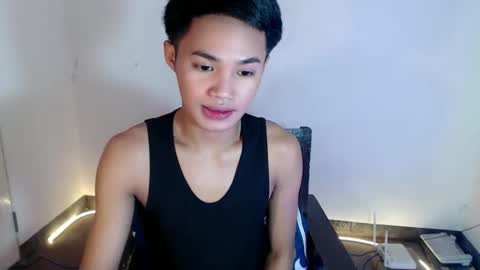 Snapshot of asian_lover05 chatting on March 2026 05:53:02 PM asian_lover05 online show from March 2026 05:53:02 PM