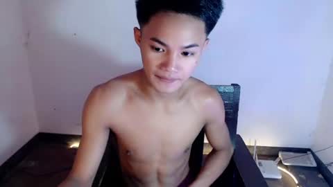 Snapshot of asian_lover05 chatting on March 2026 03:40:01 PM asian_lover05 online show from March 2026 03:40:01 PM