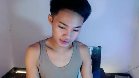 Snapshot of asian_lover05 chatting on March 2026 04:32:01 PM asian_lover05 online show from March 2026 04:32:01 PM
