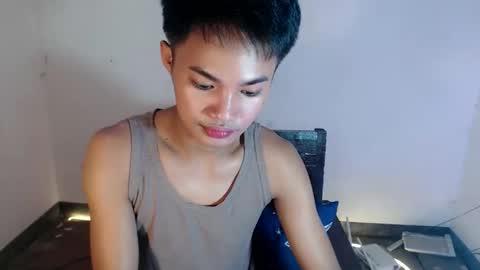 Snapshot of asian_lover05 chatting on March 2026 04:44:01 PM asian_lover05 online show from March 2026 04:44:01 PM