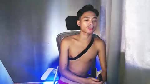 Snapshot of asian_mjxx chatting on May 2026 06:33:01 AM cCALL ME MJ online show from May 2026 06:33:01 AM