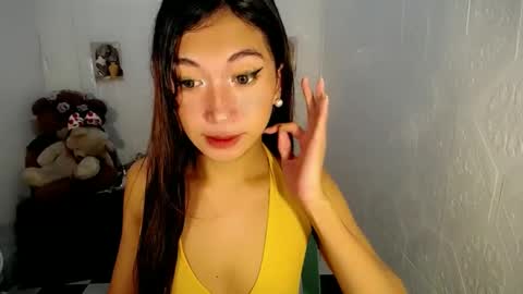 Snapshot of asianbarbie05 chatting on December 2024 08:11:01 AM SOFIA online show from December 2024 08:11:01 AM