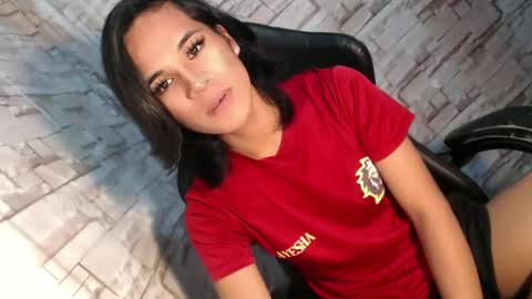 Snapshot of asianblk_barbiedoll chatting on February 2025 12:48:02 PM asianblk_barbiedoll online show from February 2025 12:48:02 PM