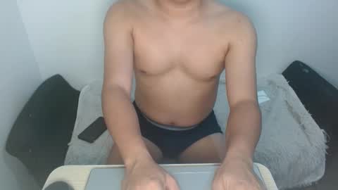 asiangay1209 online show from November 2025 11:21:01 AM