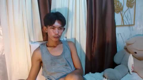 Nico online show from November 2025 02:56:02 AM