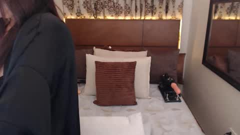 Snapshot of asianhotjasmin chatting on October 2025 05:12:01 PM asianhotjasmin online show from October 2025 05:12:01 PM