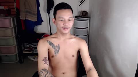 Snapshot of asianhugecock05 chatting on September 2025 01:29:02 AM asianhugecock05 online show from September 2025 01:29:02 AM