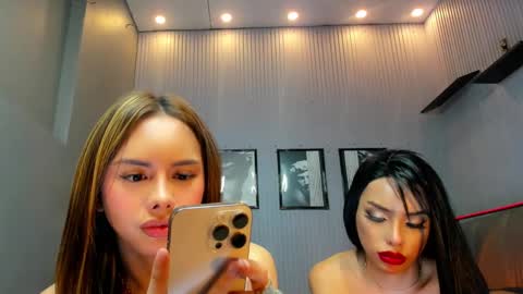 Snapshot of asianhugecockcindy chatting on December 2024 04:04:02 AM asianhugecockcindy online show from December 2024 04:04:02 AM