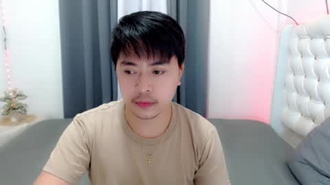 Roy online show from December 2024 12:06:01 PM