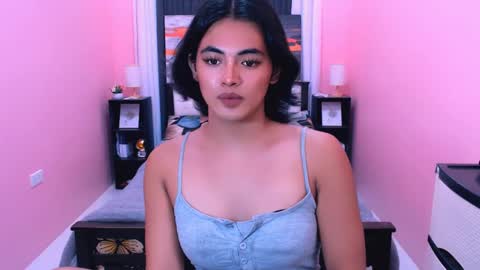 Snapshot of asianverstwink chatting on May 2026 06:37:02 PM asianverstwink online show from May 2026 06:37:02 PM