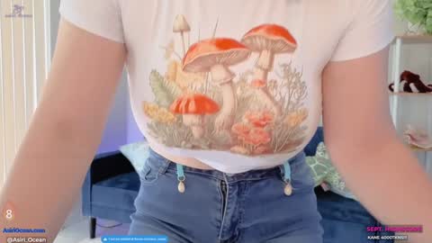 Snapshot of asiri_ocean chatting on September 2025 04:44:02 PM Asiri pronounced Ah-siri Please no nicknames 3 online show from September 2025 04:44:02 PM