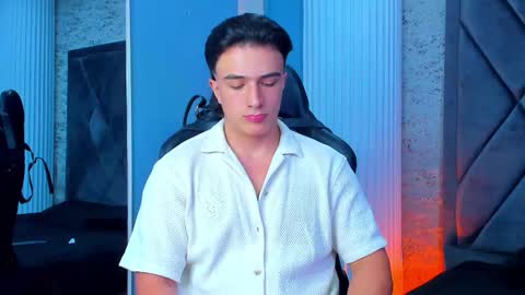 Aslan  online show from September 2025 07:03:02 PM