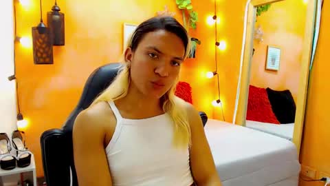 ASLY online show from January 2025 08:46:02 PM