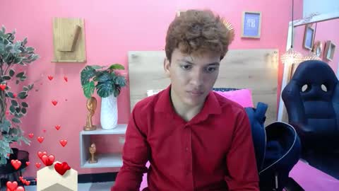 Snapshot of aslyhernandez chatting on May 2026 09:58:02 AM ASLY online show from May 2026 09:58:02 AM