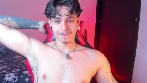 asmodeuszz online show from April 2026 12:08:01 AM