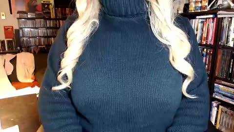 Aspen Vale online show from November 2025 04:03:02 AM