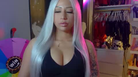 iwantaspen online show from September 2025 01:09:01 AM