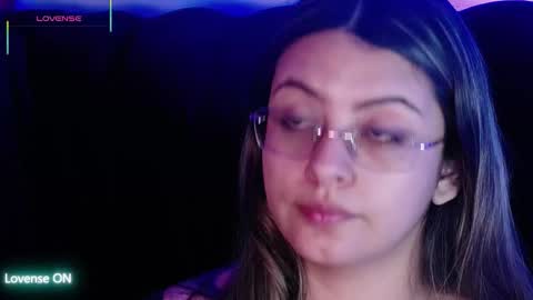   online show from October 2025 09:04:02 PM