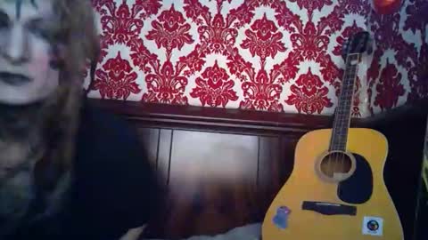 aspiringturtlegirl online show from February 2026 05:51:01 PM