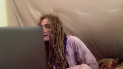 aspiringturtlegirl online show from February 2026 03:54:01 PM