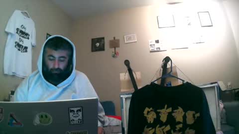 Snapshot of aspkt_uno_122 chatting on January 2025 12:11:02 PM aspkt_uno_122 online show from January 2025 12:11:02 PM