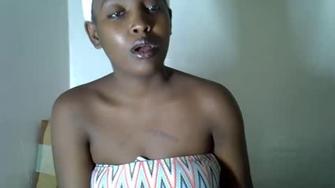 Snapshot of ass_wife chatting on December 2024 01:29:01 AM ass_wife online show from December 2024 01:29:01 AM