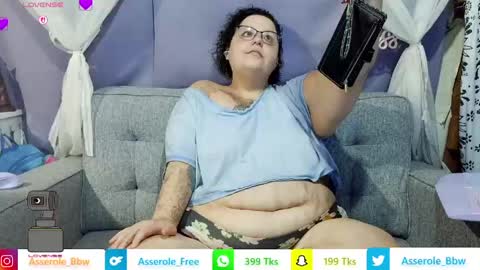 Snapshot of asserolee chatting on May 2026 02:14:01 PM Cassie online show from May 2026 02:14:01 PM