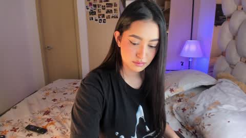 Ashley online show from January 2025 04:22:02 AM